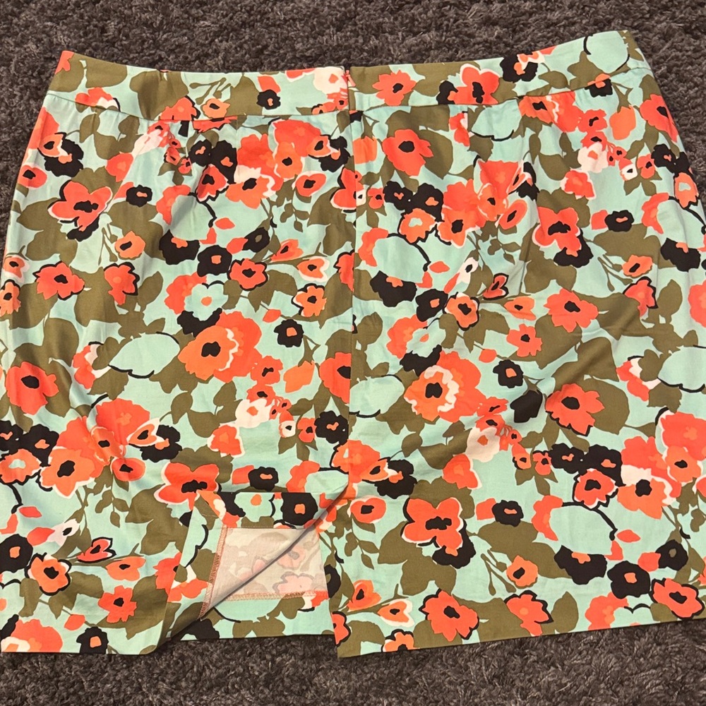 Lane Bryant Floral Skirt in Pink and Green Size 28 - Picture 4 of 7